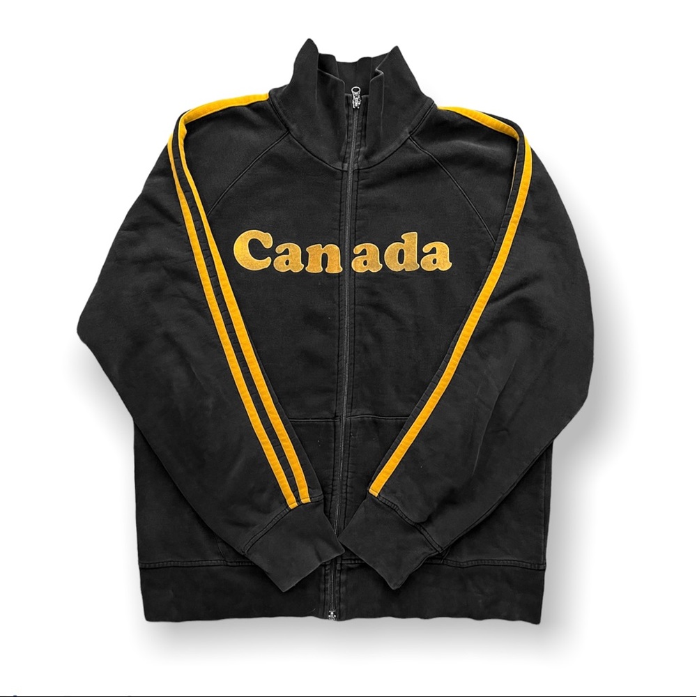 XX-Large Faded Gold Roots Canada “True, Strong & Free” Zip-up Sweater